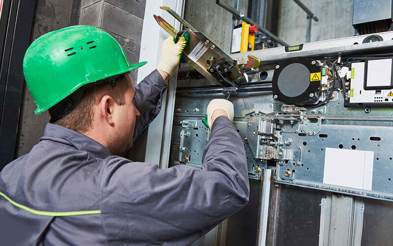 Choosing Approved Lift Consultants for Your Elevator