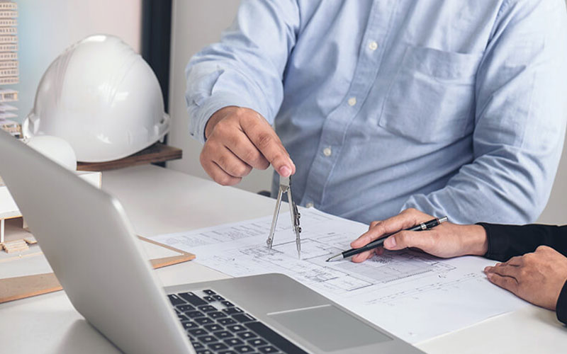 Independent Lift Consultant vs. Contractor Know the Difference