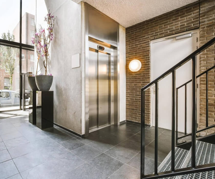 Space Optimized Lift Engineering for Internal Floor Transport in Limited Area Structures